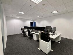 Ocean Financial Centre (D1), Office #570507041